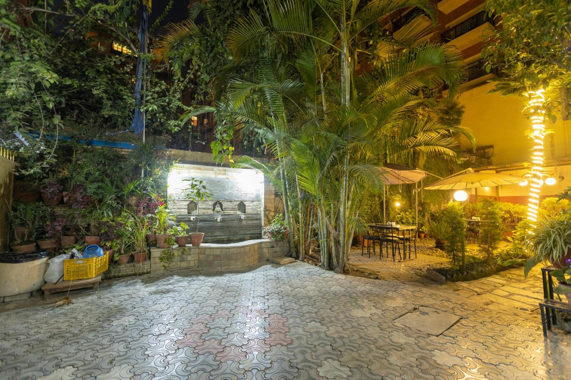 Hotel Sekai Catmandu Exterior foto